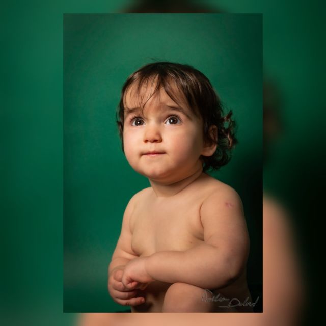 𝘔𝘦𝘳𝘪𝘦𝘮
|
Et la grâce des enfants que j'aime tant. Sourires malicieux et petits yeux.
📷 @noelia_delord_photographe
|
#PhotoDeBebe 
#photographeardeche  #noeliadelordphotographe #photoportrait #photographienaissance #photographerhonealpesauvergne  #tournonsurrhone #figerlinstantpresent #capturervossouvenirs #photographepro #artisanatardechois #createurdesouvenirs #drômeardèchephoto