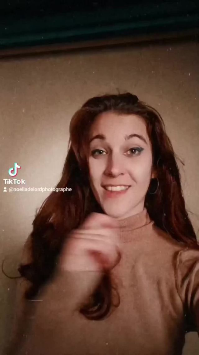 Avant chaque séance, je vous envoie un guide pour vous préparer au mieux ☺️
Alors restez tranquille, on a toujours des bonnes trouvailles dans ses placards ! 🌟

https://www.tiktok.com/@noeliadelordphotographe?_t=8bynkk872Ms&_r=1