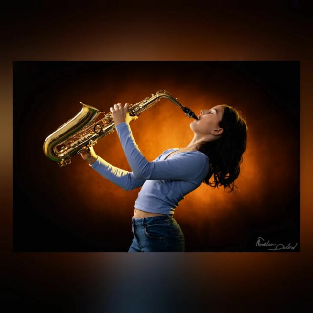 🎷💃🐶
Saxophone, Pôle danse et Chien !

Voilà comment on s'amuse au studio🌀
Un beau cadeau d'anniversaire pour Laly qui m'a livré toutes les facettes de sa vie durant sa séance.

En voir plus sur : https://www.noeliadelordphotographe.com/animaux/
